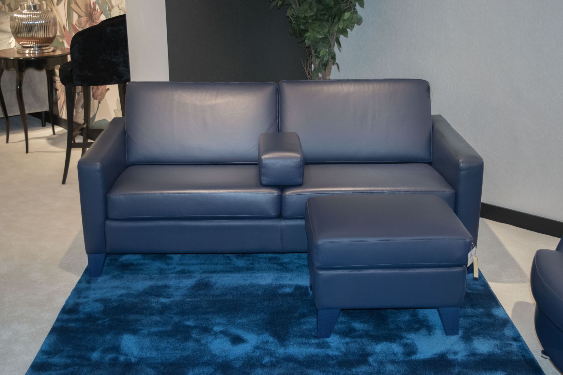 Prachtige Set van Kessels - Bank met Hocker en Luxe Draaifauteuil